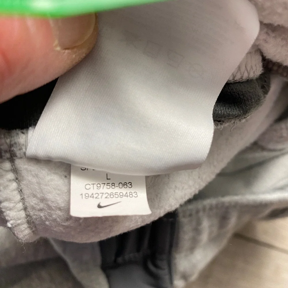 Nike Pants Sportswear Primary Fleece Joggers Mens L Gray Cotton Blend CT9758-063